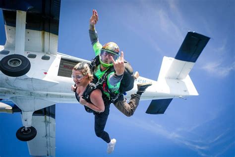 What are the safety rules and regulations for skydiving?